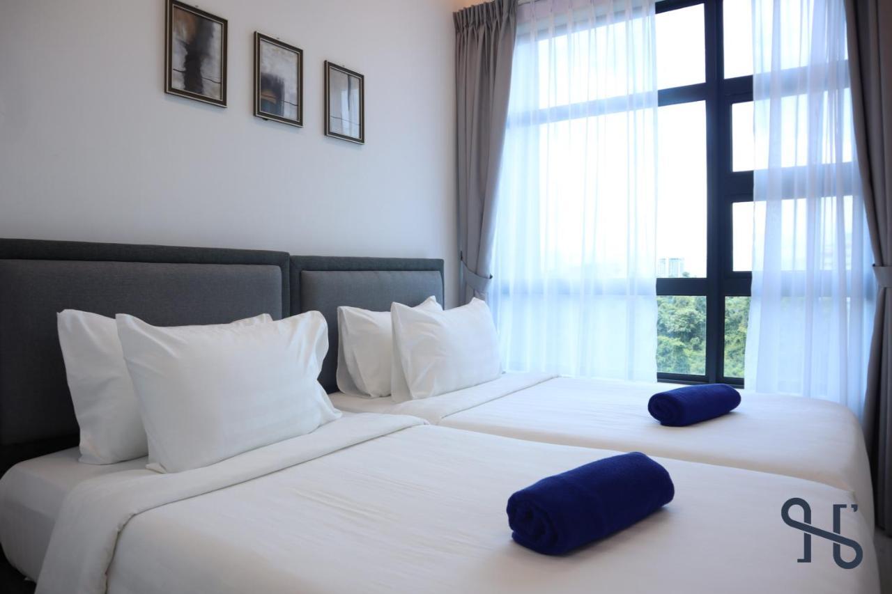 Homesuite' Home At Jesselton Quay Кота-Кінабалу Екстер'єр фото