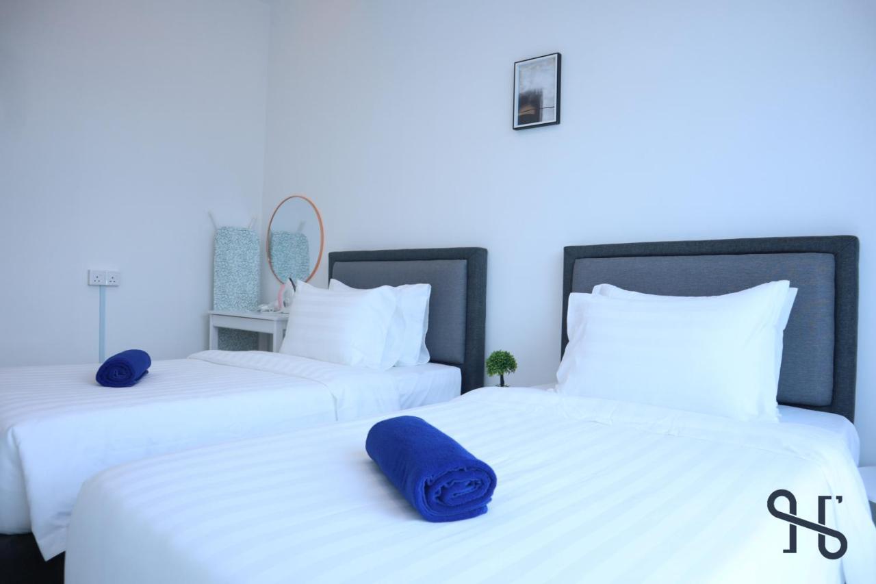 Homesuite' Home At Jesselton Quay Кота-Кінабалу Екстер'єр фото